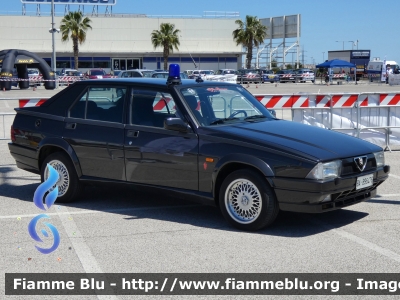 Alfa Romeo 75 II serie
Polizia di Stato
Club Alfisti in Pattuglia
Parole chiave: Alfa-Romeo 75_IIserie