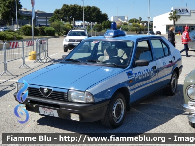 Alfa Romeo 33 I serie
Polizia di Stato
POLIZIA 71560
Club Alfisti in Pattuglia
Parole chiave: Alfa-Romeo 33_Iserie POLIZIA71560