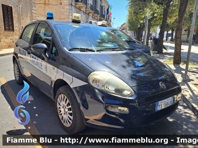 Fiat Punto Street
Polizia Locale
Comune di Triggiano (BA)
POLIZIA LOCALE YA 168 AA
Parole chiave: Fiat Punto_Street POLIZIALOCALEYA168AA