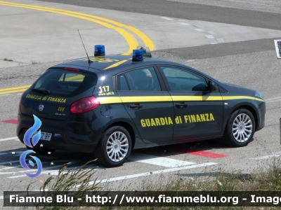 Fiat Nuova Bravo
Guardia di Finanza
GdiF 642 BF
Parole chiave: Fiat Nuova Bravo GdiF642BF