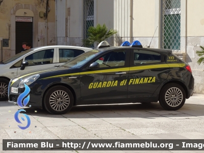 Alfa Romeo Nuova Giulietta restyle
Guardia di Finanza
Allestimento NCT Nuova Carrozzeria Torinese
Gdif 250 BN
Parole chiave: Alfa-Romeo Nuova Giulietta_restyle GdiF250BN