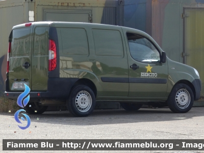 Fiat Doblò II serie
Esercito Italiano
EI CL 954
Parole chiave: Fiat Doblò_IIserie EICL954