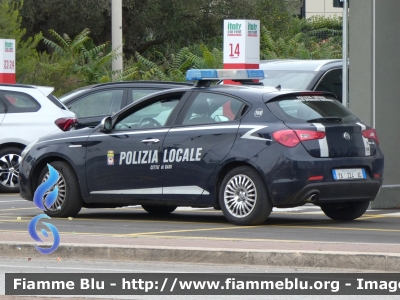 Alfa Romeo Nuova Giulietta restyle
Polizia Locale
Comune di Bari (BA)
Codice Automezzo: 156
POLIZIA LOCALE YA 224 AG
Parole chiave: Alfa-Romeo Nuova Giulietta_Restyle POLIZIALOCALEYA224AG