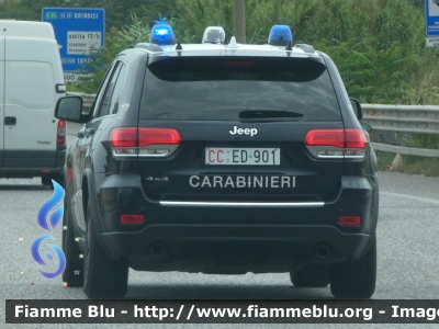 Jeep Grand Cherokee IV serie restyle
Carabinieri
Comando Carabinieri Banca D’Italia
CC ED 901
Parole chiave: Jeep Grand_Cherokee_IVserie_restyle CCED901