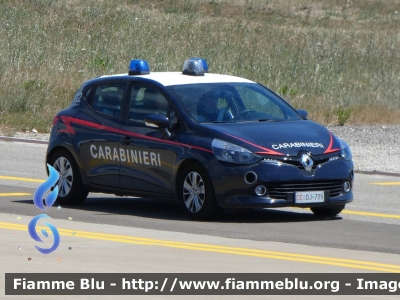 Renault Clio IV serie
Carabinieri
Allestimento Focaccia
CC DJ 705
Parole chiave: Renault Clio_IVserie CCDJ705