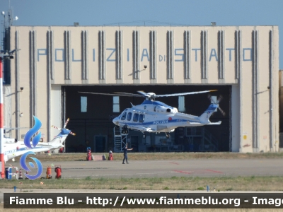 Agusta Westland AW139
Polizia di Stato
Servizio Aereo
IX Reparto Volo - Bari Palese
PS 113
MM81837
Parole chiave: Agusta-Westland AW139 PS113 MM81837