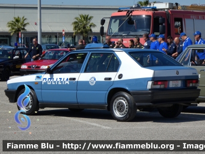 Alfa Romeo 33 I serie
Polizia di Stato
POLIZIA 71560
Club Alfisti in Pattuglia
Parole chiave: Alfa-Romeo 33_Iserie POLIZIA71560