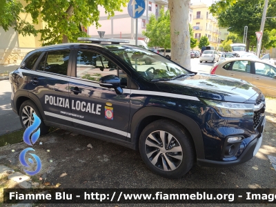 Suzuki S-Cross Hybrid
Polizia Locale
Comune di Santeramo in Colle (BA)
Codice Automezzo: 01
Parole chiave: Suzuki S-Cross_Hybrid