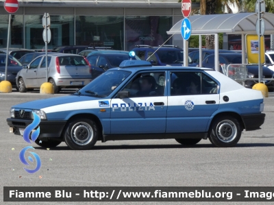 Alfa Romeo 33 I serie
Polizia di Stato
POLIZIA 71560
Club Alfisti in Pattuglia
Parole chiave: Alfa-Romeo 33_Iserie POLIZIA71560