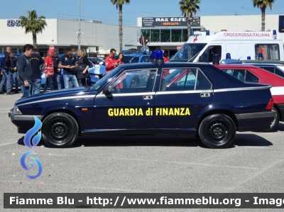 Alfa Romeo 75 II serie
Guardia di Finanza
GdiF 276 AC
Club Alfisti in Pattuglia
Parole chiave: Alfa-Romeo 75_IIserie GdiF276AC