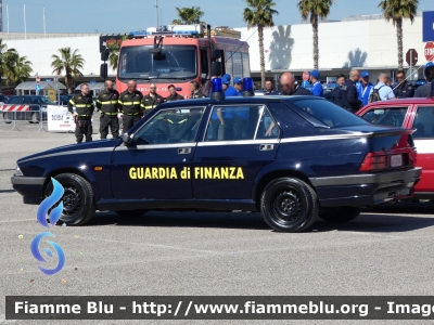 Alfa Romeo 75 II serie
Guardia di Finanza
GdiF 276 AC
Club Alfisti in Pattuglia
Parole chiave: Alfa-Romeo 75_IIserie GdiF276AC