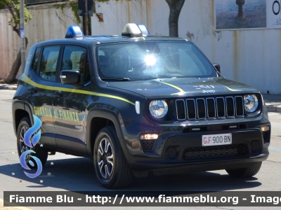 Jeep Renegade restyle
Guardia di Finanza
Allestimento NCT Nuova Carrozzeria Torinese
Decorazione Grafica Artlantis
GdiF 900 BN
Parole chiave: Jeep Renegade_restyle GdiF900BN