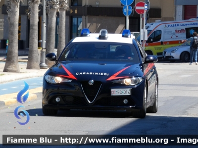 Alfa Romeo Nuova Giulia
Carabinieri
Nucleo Operativo Radiomobile
Allestimento FCA
CC EG 014
Parole chiave: Alfa-Romeo Nuova Giulia CCEG014