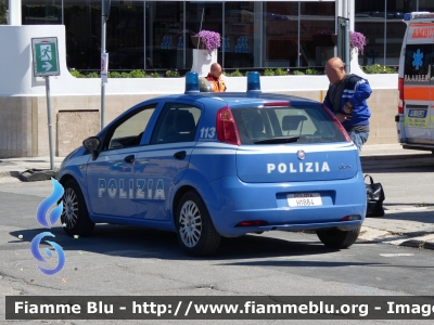 Fiat Grande Punto
Polizia di Stato
POLIZIA H1884
Parole chiave: Fiat Grande_Punto POLIZIAH1884