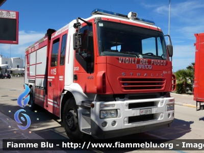 Iveco Stralis AF190S40 I serie
Vigili del Fuoco
Comando Provinciale di Barletta-Andria-Trani
AutoPompaSerbatoio allestimento Iveco-Magirus
VF 23979
Parole chiave: Iveco Stralis_AF190S40_Iserie VF23979