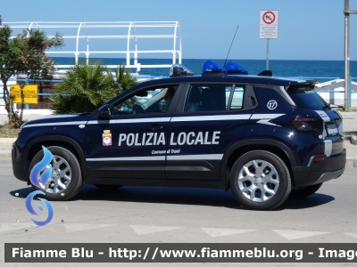 Jeep Avenger
Polizia Locale
Comune di Trani (BT)
Allestimento Futura Veicoli Speciali
Codice Automezzo: 17
POLIZIA LOCALE YA 341 AE
Parole chiave: Jeep Avenger POLIZIALOCALEYA341AE