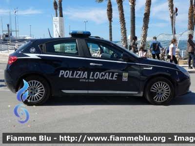 Alfa Romeo Nuova Giulietta restyle
Polizia Locale
Comune di Trani (BT)
Codice Automezzo: 10
POLIZIA LOCALE YA 246 AA
Parole chiave: Alfa-Romeo Nuova Giulietta_restyle POLIZIALOCALEYA246AA