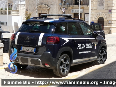 Citroen C3 Aircross III serie
Polizia Locale
Comune di Cassano delle Murge (BA)
Allestimento DMC Custom Tailored
Codice Automezzo: 3
POLIZIA LOCALE YA 629 AH
Parole chiave: Citroen C3_Aircross_IIIserie POLIZIALOCALEYA629AH