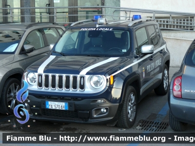 Jeep Renegade
Polizia Locale
Comune di Modugno (BA)
Allestimento DMC Custom Tailored
POLIZIA LOCALE YA 570 AH
Parole chiave: Jeep Renegade POLIZIALOCALEYA570AH