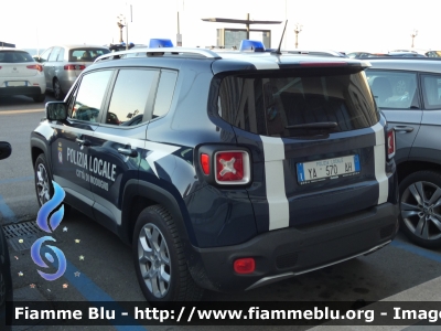 Jeep Renegade
Polizia Locale
Comune di Modugno (BA)
Allestimento DMC Custom Tailored
POLIZIA LOCALE YA 570 AH
Parole chiave: Jeep Renegade POLIZIALOCALEYA570AH