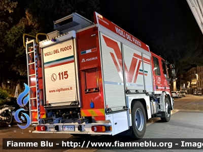 Iveco EuroCargo 120EL25 IV serie
Vigili del Fuoco
Comando Provinciale di Rimini
AutoPompaSerbatoio Allestimento Magirus
VF 31950
Parole chiave: Iveco Eurocargo_120EL25_IVserie VF31950