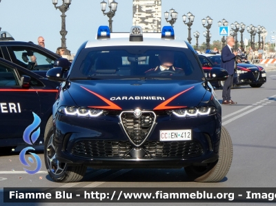 Alfa Romeo Tonale
Carabinieri
Nucleo Operativo Radiomobile
Allestimento FCA
CC EN 412
Parole chiave: Alfa-Romeo Tonale CCEN412