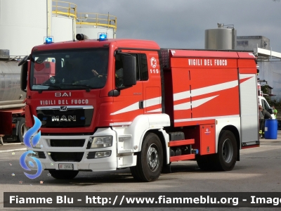 Man TGS 18.320 I serie
Vigili del Fuoco
Comando Provinciale di Bari
Distaccamento Permanente di Corato
AutoBottePompa allestimento Bai
VF 28563
Parole chiave: Man TGS_18.320_Iserie VF28563