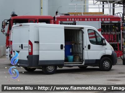 Fiat Ducato X250
Vigili del Fuoco
Comando Provinciale di Bari
VF 32524
Parole chiave: Fiat Ducato_X250 VF32524