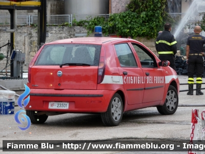 Fiat Punto III serie
Vigili del Fuoco
Comando Provinciale di Bari
Distaccamento Permanente di Molfetta
VF 23501
Parole chiave: Fiat Punto_IIIserie VF23501