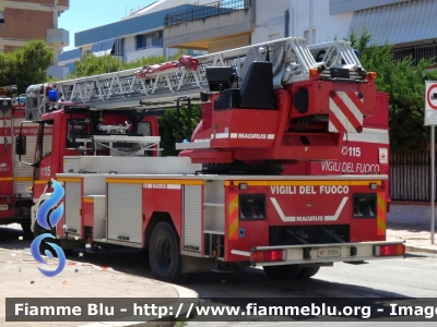 Iveco EuroFire 150E28 I serie
Vigili del Fuoco
Comando Provinciale di Barletta-Andria-Trani
AutoScala
Allestimento Magirus
VF 21914
Parole chiave: Iveco EuroFire 150E28_Iserie VF21914