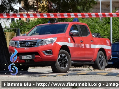 Nissan Navara IV serie
Vigili del Fuoco
Comando Provinciale di Barletta-Andria-Trani
- Fornitura Regione Puglia -
Veicolo finanziato dal Fondo Europeo Sviluppo Regionale
Allestimento Divitec
VF 32342
Parole chiave: Nissan Navara_IVserie VF32342