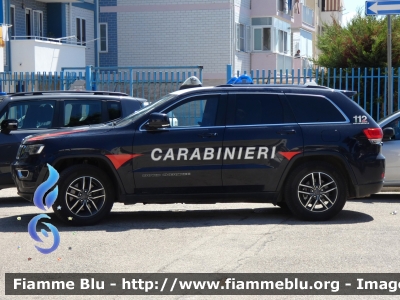 Jeep Grand Cherokee IV serie restyle
Carabinieri
Aliquote di Primo Intervento
Allestimento Repetti
CC DY 200
Parole chiave: Jeep Grand_Cherokee_IVserie_restyle CCDY200