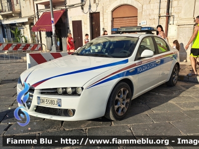 Alfa Romeo 159
Associazione Nazionale Polizia di Stato
Nucleo Protezione Civile
Sezione di Barletta (BT)
Parole chiave: Alfa-Romeo 159