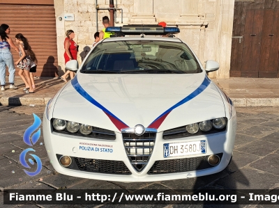 Alfa Romeo 159
Associazione Nazionale Polizia di Stato
Nucleo Protezione Civile
Sezione di Barletta (BT)
Parole chiave: Alfa-Romeo 159