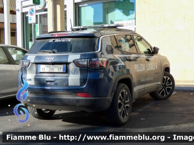 Jeep Compass 4xe
Polizia Locale
Comune di Noicattaro (BA)
Allestimento Elevox
Codice Automezzo: 2
POLIZIA LOCALE YA 295 AT
Parole chiave: Jeep Compass_4xe POLIZIALOCALEYA295AT