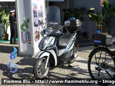 Piaggio Liberty
Polizia Locale
Comune di Bari
Allestimento Bertazzoni
Codice Moto: 40
POLIZIA LOCALE YA 03994
Parole chiave: Piaggio Liberty POLIZIALOCALEYA03994 FieraDelLevante2024