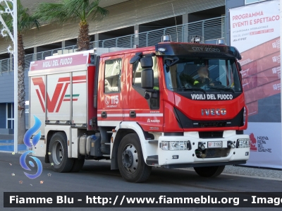 Iveco EuroCargo 120EL25 IV serie
Vigili del Fuoco
Comando Provinciale di Bari
AutoPompaSerbatoio Allestimento Magirus
VF 31960
Parole chiave: Iveco Eurocargo_120EL25_IVserie VF31960 FieraDelLevante2024