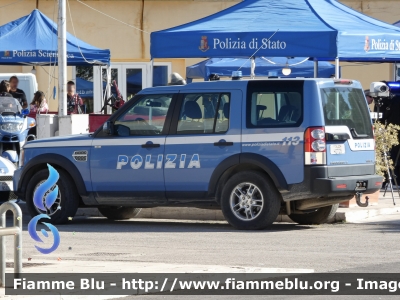 Land Rover Discovery 4
Polizia di Stato
Nucleo Sommozzatori
POLIZIA H2729
Parole chiave: Land-Rover Discovery_4 POLIZIAH2729 FieraDelLevante2024