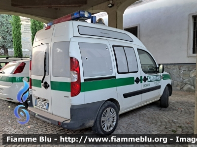 Fiat Doblò II serie
Polizia Locale
Comuni di Bricherasio e San Secondo di Pinerolo (TO)
Allestimento Salusso
Parole chiave: Fiat Doblò_IIserie