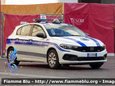 Fiat Nuova Tipo Restyle
Polizia Locale
Comune di Ferrara
Codice Automezzo: 34
Parole chiave: Fiat Nuova Tipo_restyle