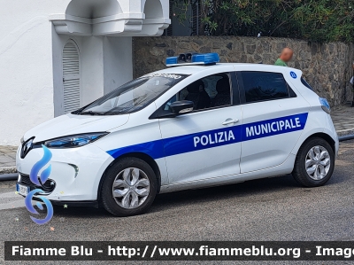 Renault Zoe
Polizia Municipale
Comune di Forio (NA)
Codice Automezzo: 11
Parole chiave: Renault Zoe