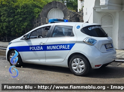 Renault Zoe
Polizia Municipale
Comune di Forio (NA)
Codice Automezzo: 11
Parole chiave: Renault Zoe