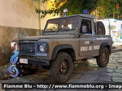 Land Rover Defender 90
Vigili del Fuoco
Comando Provinciale di Napoli
Distaccamento Permanente di Ischia
Ex Corpo Forestale dello Stato
VF 29109
Parole chiave: Land-Rover Defender_90 VF29109