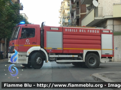 Mercedes-Benz Atego 1828 I serie
Vigili del Fuoco
Comando Provinciale di Barletta-Andria-Trani
AutoBottePompa allestimento Bai
VF 22578
Parole chiave: Mercedes-Benz Atego_1828_Iserie VF22578