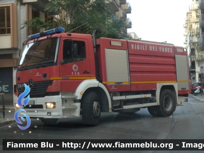 Mercedes-Benz Atego 1828 I serie
Vigili del Fuoco
Comando Provinciale di Barletta-Andria-Trani
AutoBottePompa allestimento Bai
VF 22578
Parole chiave: Mercedes-Benz Atego_1828_Iserie VF22578