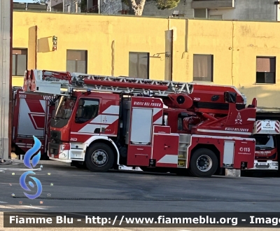 Volvo FE350
Vigili del Fuoco
Comando provinciale di Matera
Autoscala allestimento Red-Riffaud
Parole chiave: Volvo FE350