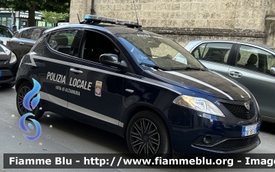 Lancia Ypsilon
Polizia Locale Altamura (BA)
POLIZIA LOCALE YA951AP
Parole chiave: Lancia Ypsilon POLIZIALOCALEYA951AP