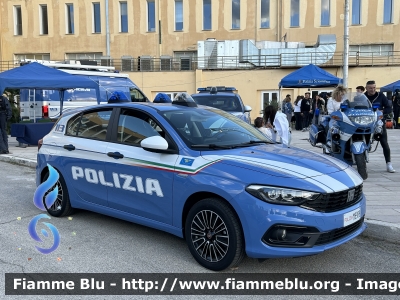 Fiat Nuova Tipo
Polizia di stato
Polizia delle comunicazioni 
POLIZIA M8988

Parole chiave: Fiat_Tipo POLIZIAM8988