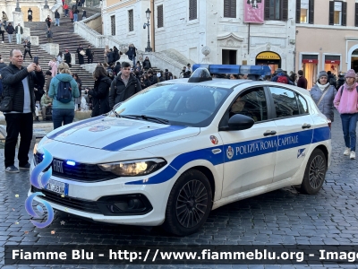 Fiat Nuova Tipo Street
Polizia Roma Capitale
Allestimento Elevox
Codice automezzo:496
Parole chiave: Fiat_Nuova_Tipo_Street