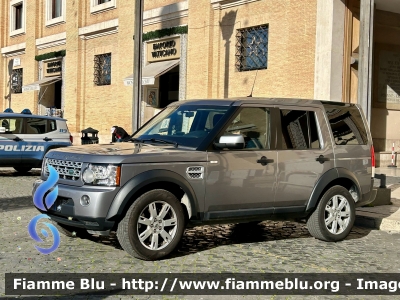 Land Rover Discovery 4
Polizia di Stato
NOCS
Parole chiave: Land_Rover_Discovery 4